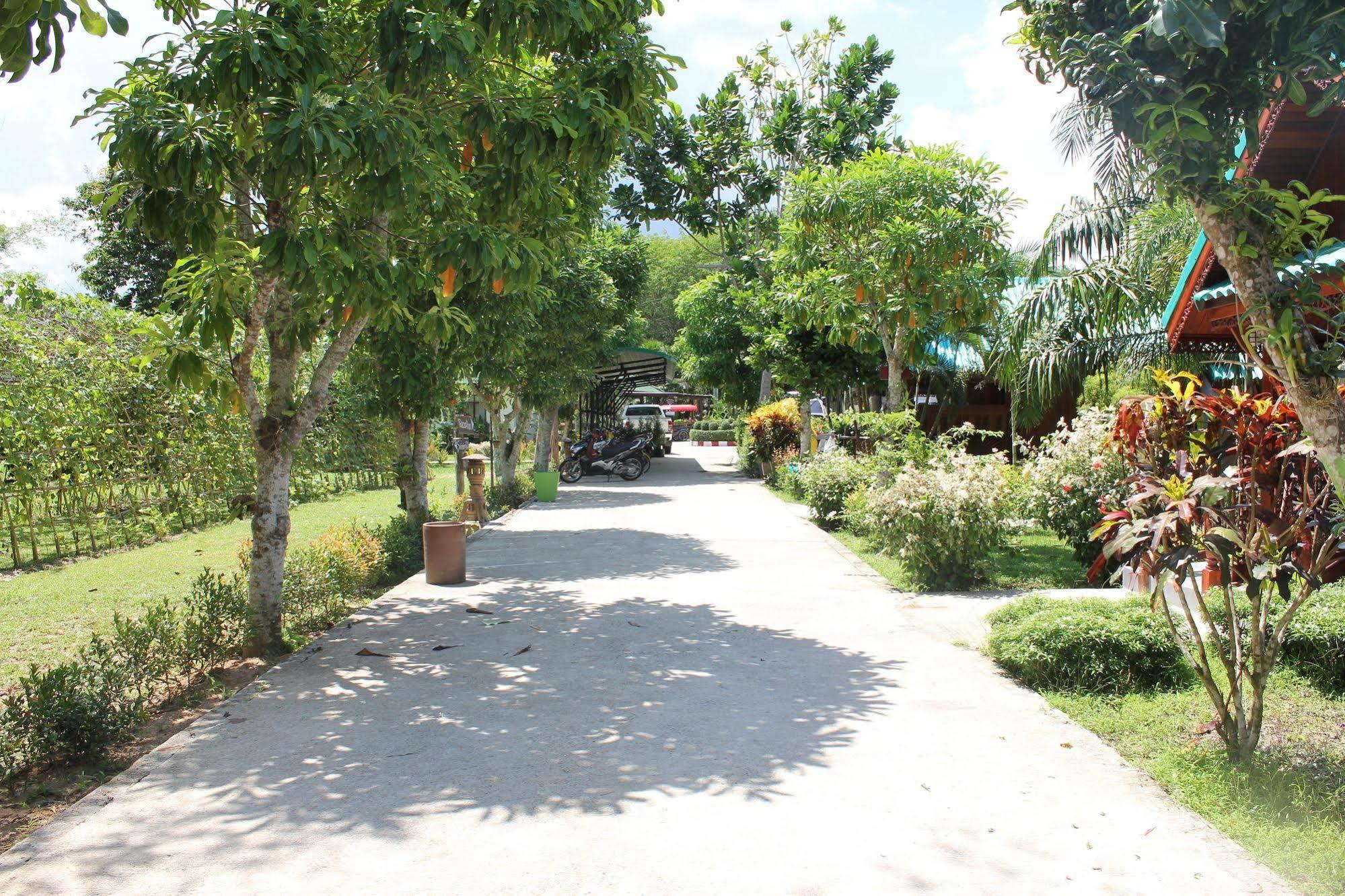 Ao Nang Baan Suan Resort Exterior foto